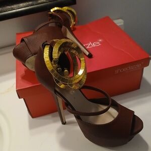 Womens 6" Shoedazzle Heels